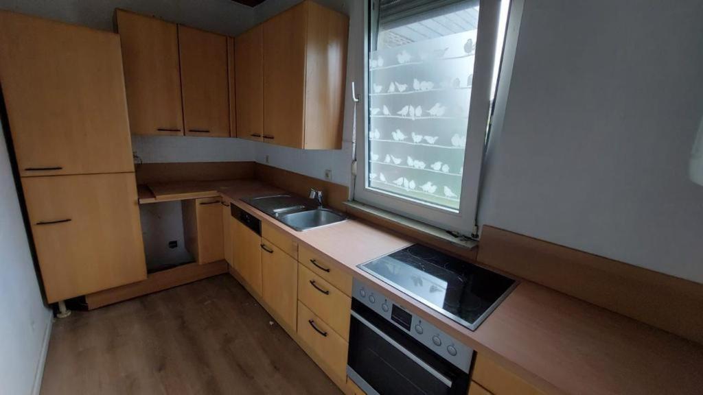 Ruhiges Zentral Gelegenes Apartment In Guetersloh Exterior foto